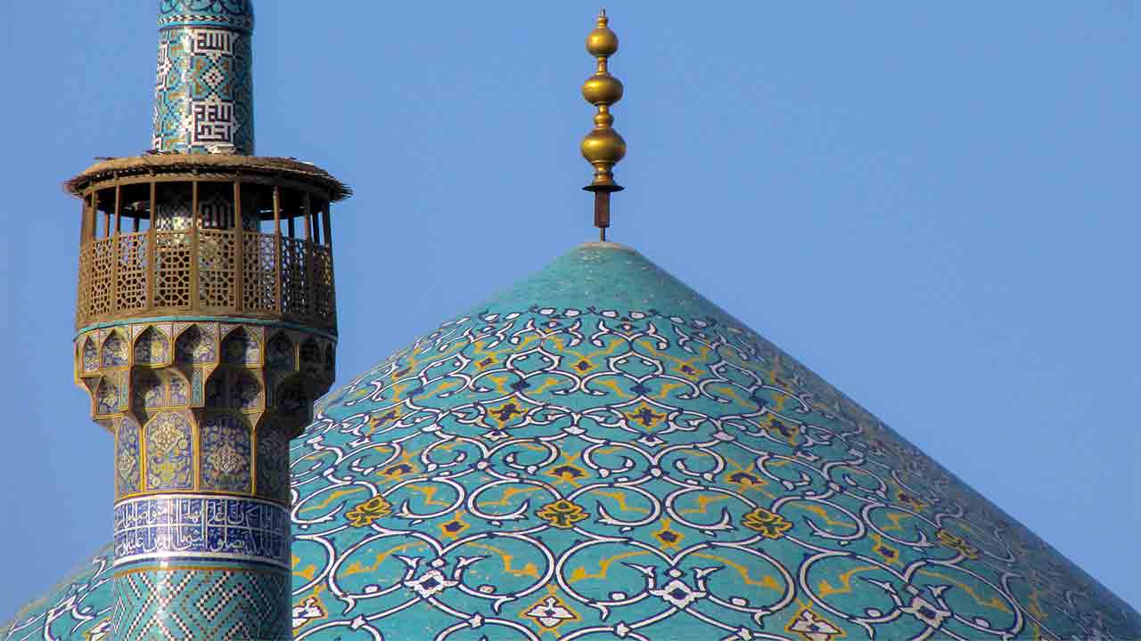 The dome of Abbasi Jameh Mosque