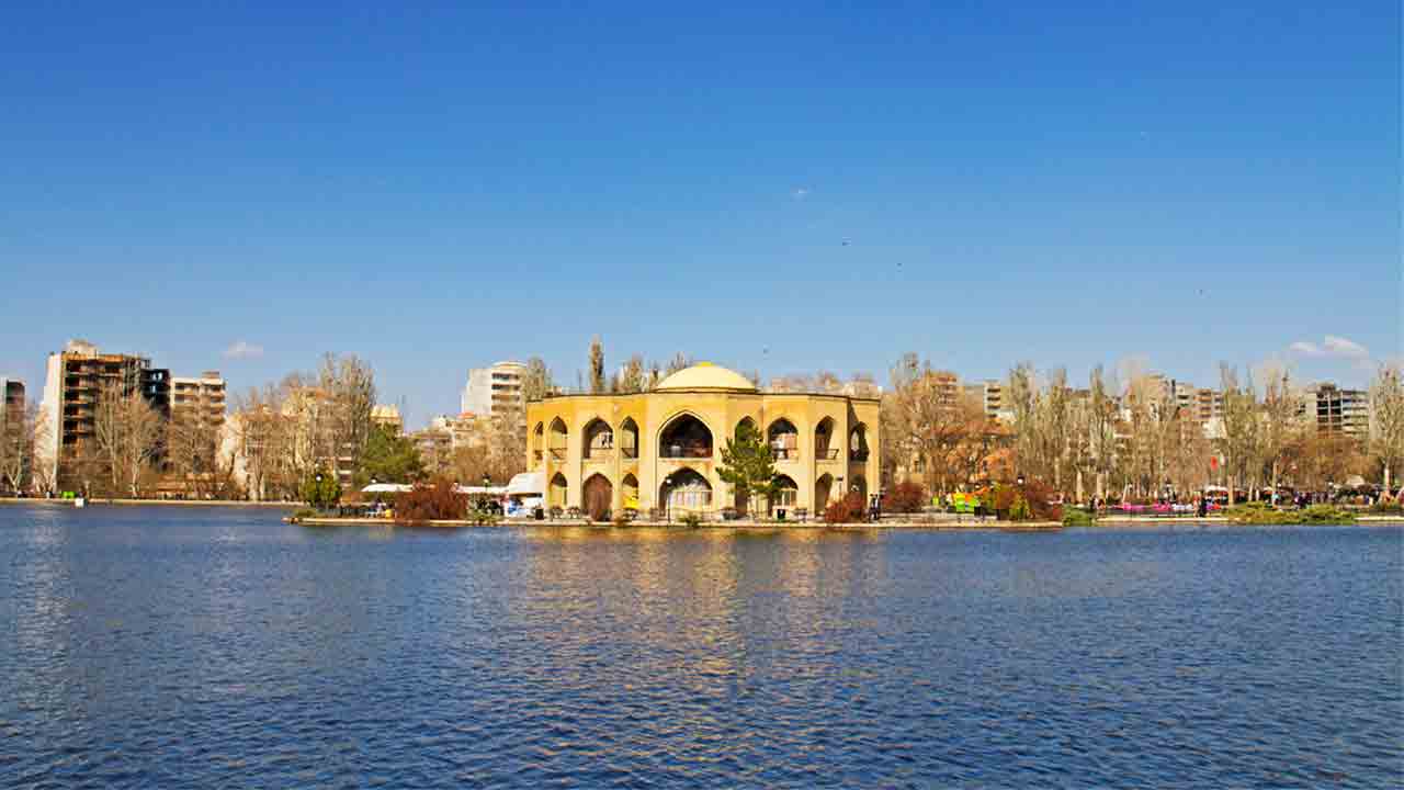 El Goli, the Most Famous Recreational Complex in Tabriz