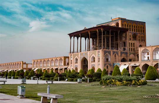 Aali Qapu Palace, a Safavid-era Imperial Mansion